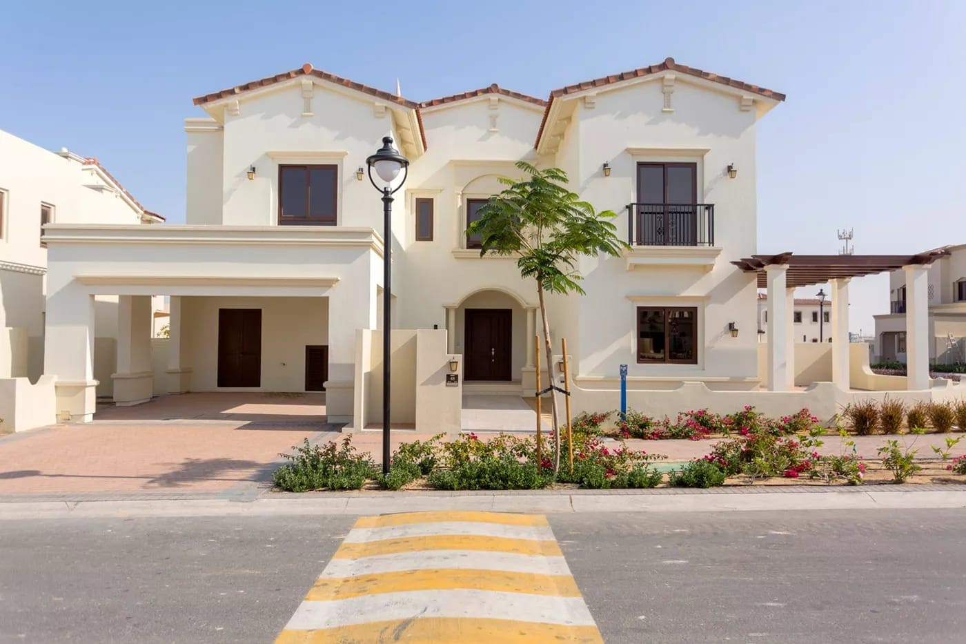 5 Beds | 5 Baths | Spacious | High ROI | Unfurnished | Villa for sale